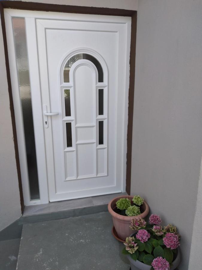 Paula&Jo Apartment Kaštela Екстериор снимка