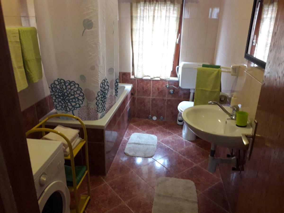 Paula&Jo Apartment Kaštela Екстериор снимка