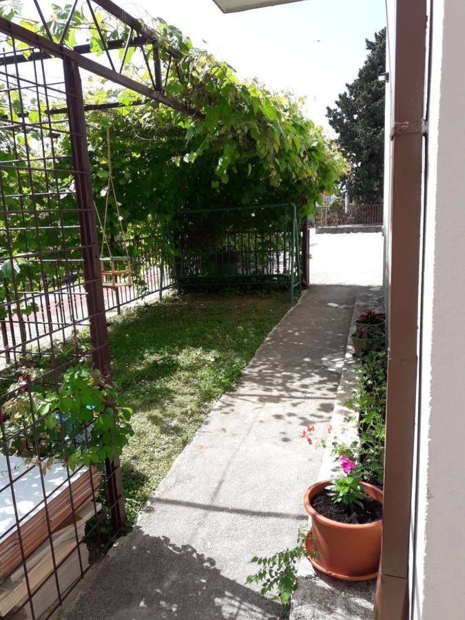 Paula&Jo Apartment Kaštela Екстериор снимка